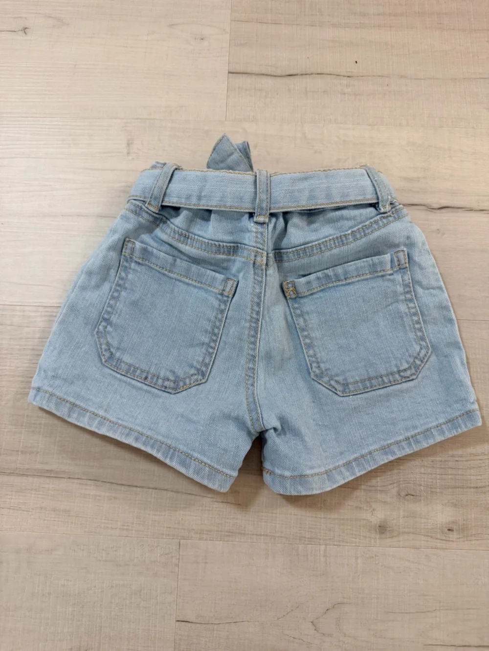 OshKosh‎ B'gosh Light Blue Denim Shorts with Waist Tie Size 6/6x